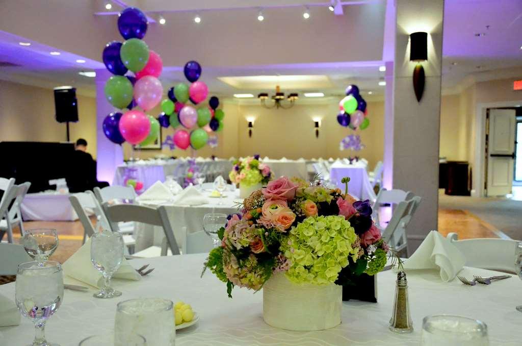 Doubletree By Hilton Hotel Boston - Bedford Glen Servizi foto