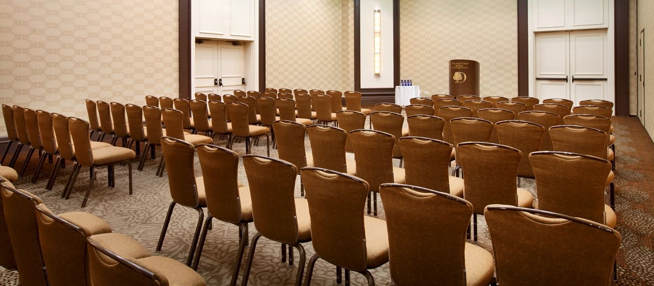 Doubletree By Hilton Hotel Boston - Bedford Glen Esterno foto