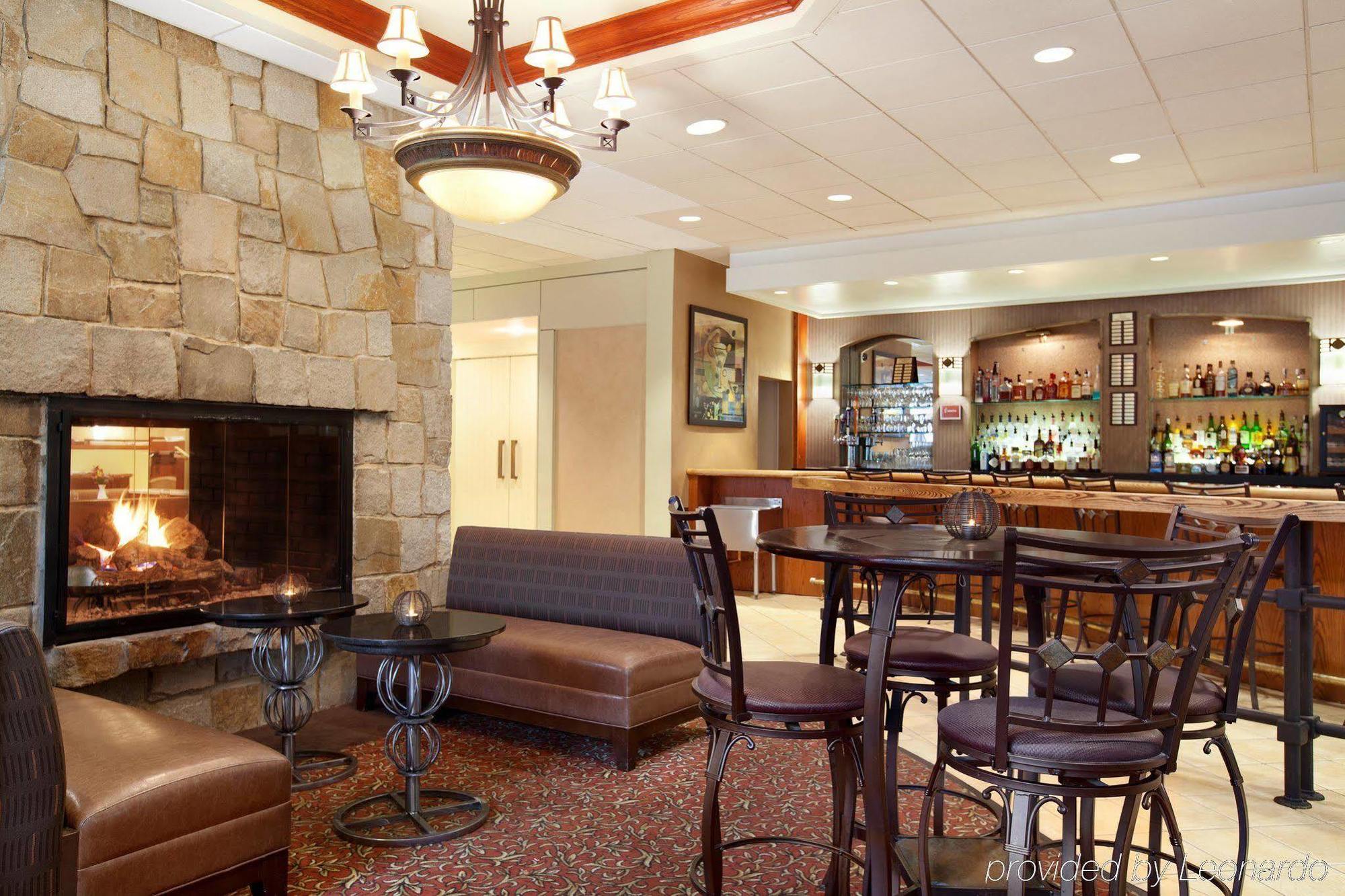 Doubletree By Hilton Hotel Boston - Bedford Glen Esterno foto