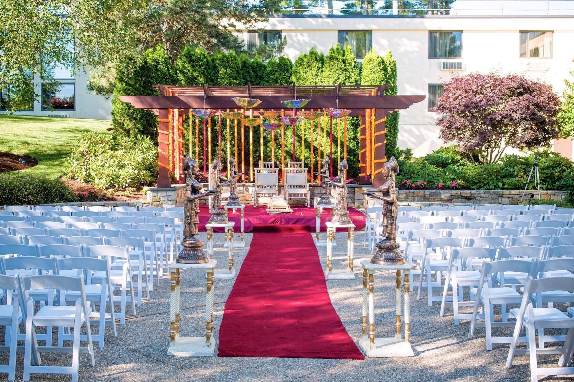 Doubletree By Hilton Hotel Boston - Bedford Glen Esterno foto