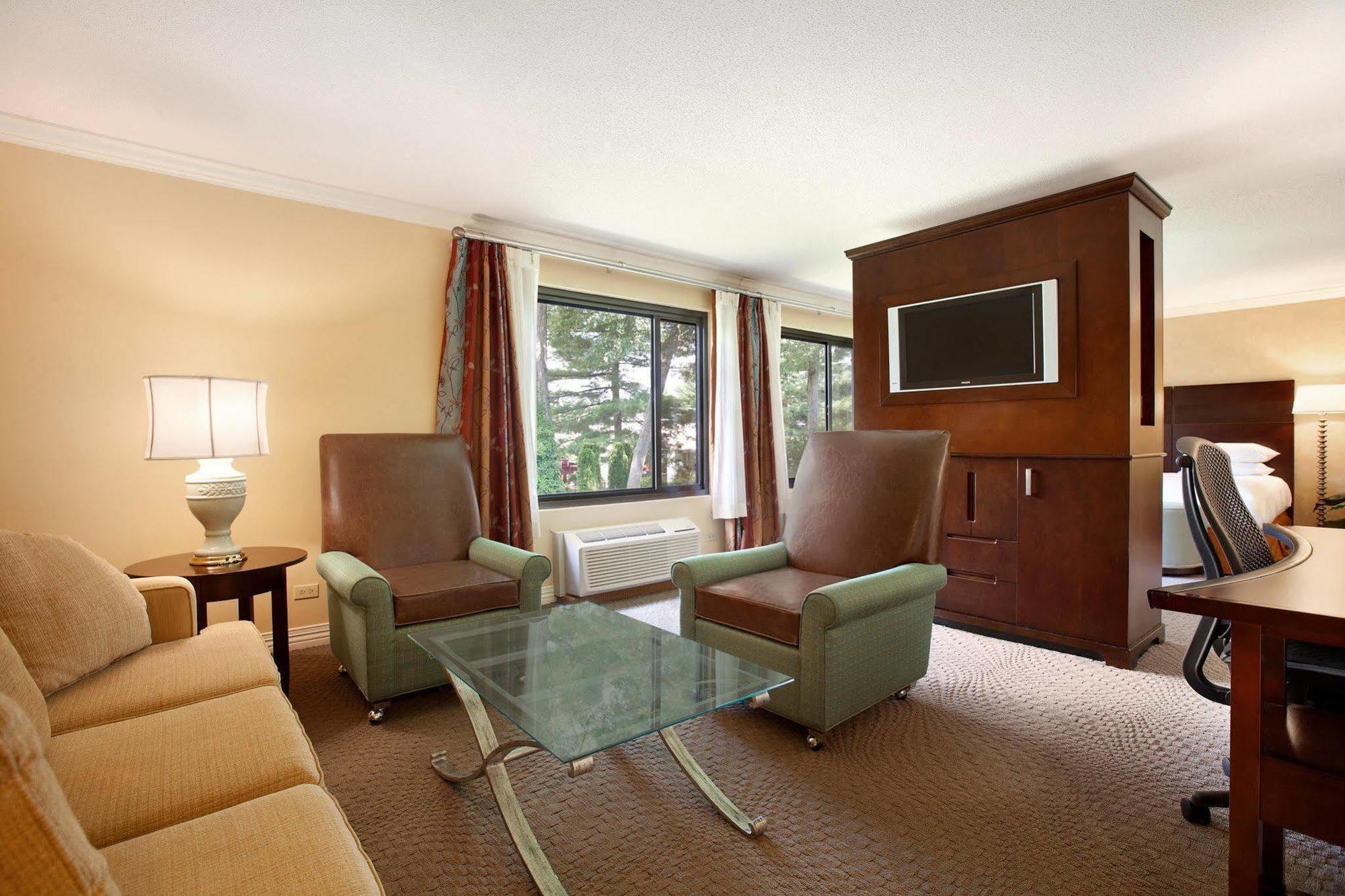 Doubletree By Hilton Hotel Boston - Bedford Glen Esterno foto